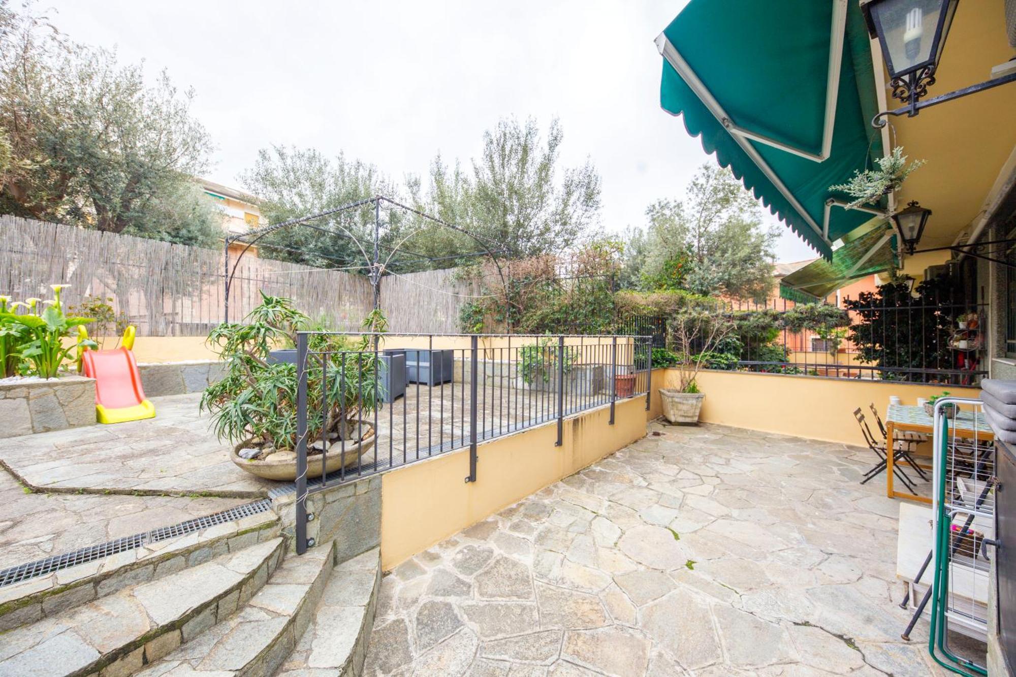 Due Passi Dal Mare Apartment Genoa Ngoại thất bức ảnh
