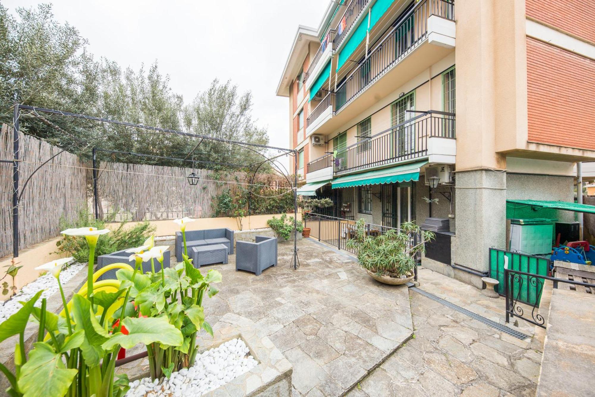 Due Passi Dal Mare Apartment Genoa Ngoại thất bức ảnh